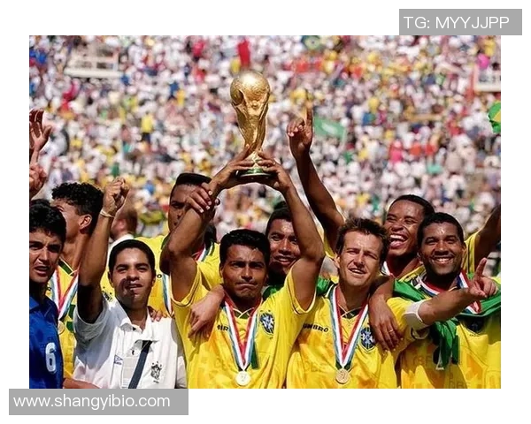 带孔的足球明星名字背后的故事与传奇人生探秘